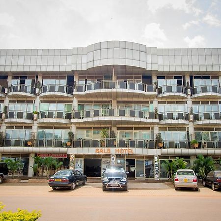 Sal'S Boutique Hotel Кампала Екстер'єр фото