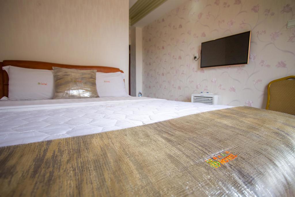 Sal'S Boutique Hotel Кампала Екстер'єр фото