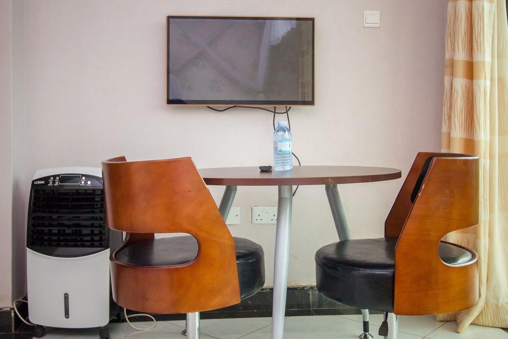 Sal'S Boutique Hotel Кампала Екстер'єр фото