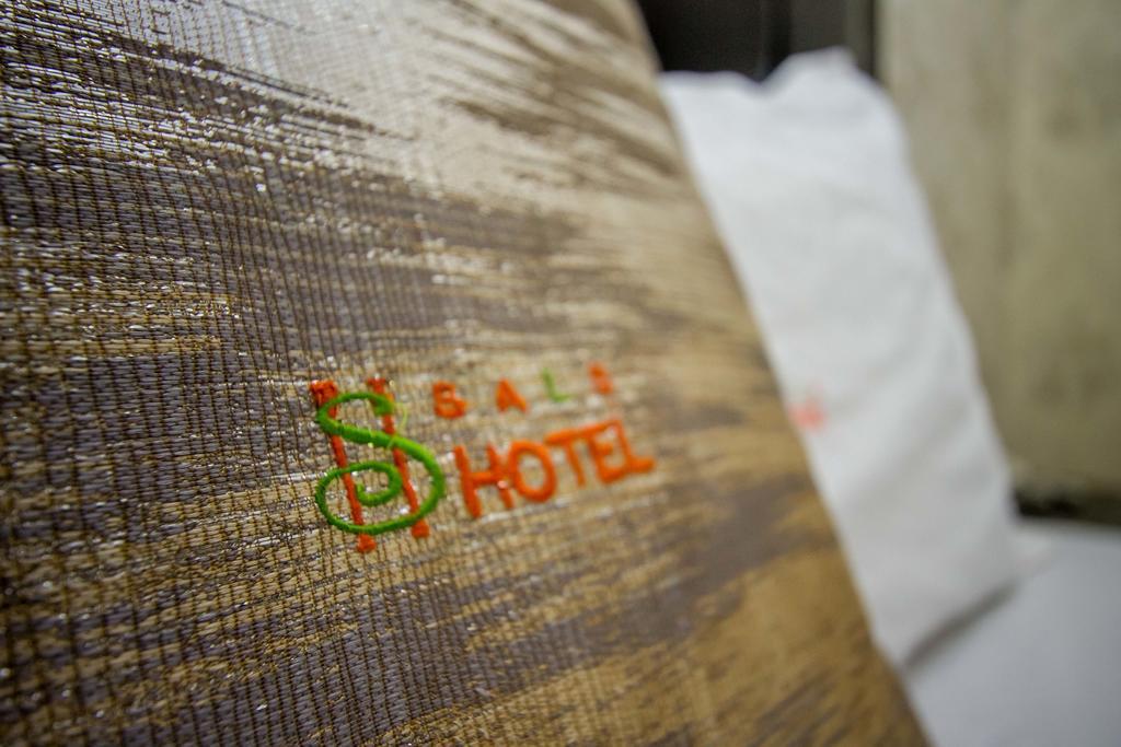 Sal'S Boutique Hotel Кампала Екстер'єр фото