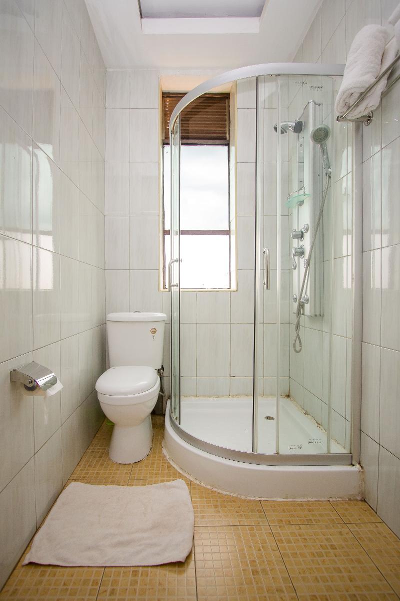 Sal'S Boutique Hotel Кампала Екстер'єр фото